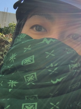 「アイテム（ストール/ショール）」を使った、権藤裕輝さん（メンズ・170cm）の冬コーディネート