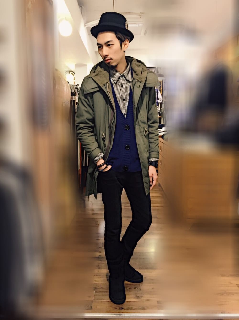 「VANSのアイテム（ブーツ、ブラック系）」を使った、So~`さん（メンズ・178cm）の冬コーディネートの1枚目の写真