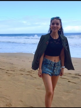 伊藤ニーナさんのコーディネート