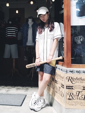 「アイテム（カーゴパンツ、イエロー系）」を使った、Adaさん（レディース・155cm）の秋コーディネート