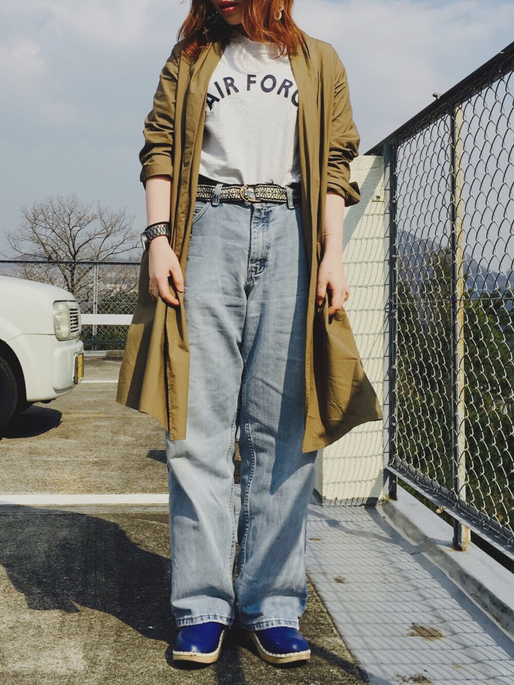 「ドライブ、ciaopanic、デニム、サボ」｜「GALLARDAGALANTEのアイテム（シャツ/ブラウス、グリーン系）」を使った、カメワリアオイさん（レディース・160cm）の春コーディネートの1枚目の写真