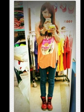 「Dr. Martens - camperのアイテム（ブーツ、レッド系）」を使った、candyさん（レディース・163cm）の秋コーディネート