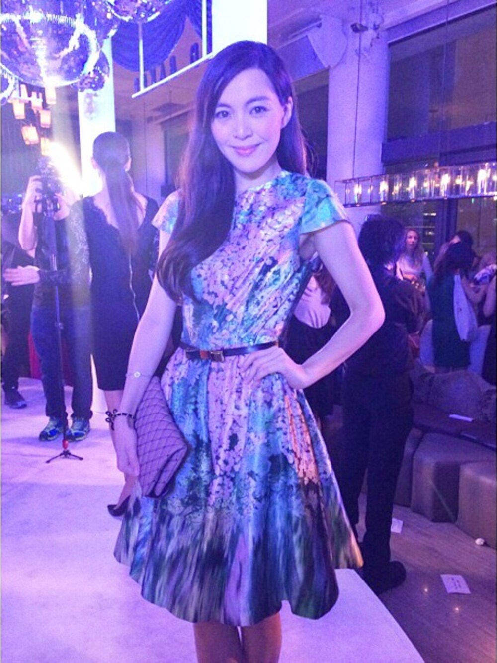 「hkgirl、hkmodel、ted baker、starzpeople、kenjiziyi、event 、aw14」｜「Ted Bakerのアイテム（ワンピース、その他）」を使った、kenjiziyiさん（レディース・165cm）の秋コーディネートの1枚目の写真