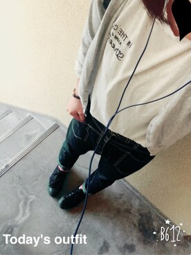 「LOWRYS FARM（ローリーズファーム）のシシュウTシャツ　561876（Tシャツ/カットソー、ホワイト系）」を使った、Yukinoさん（レディース・167cm）の秋コーディネート