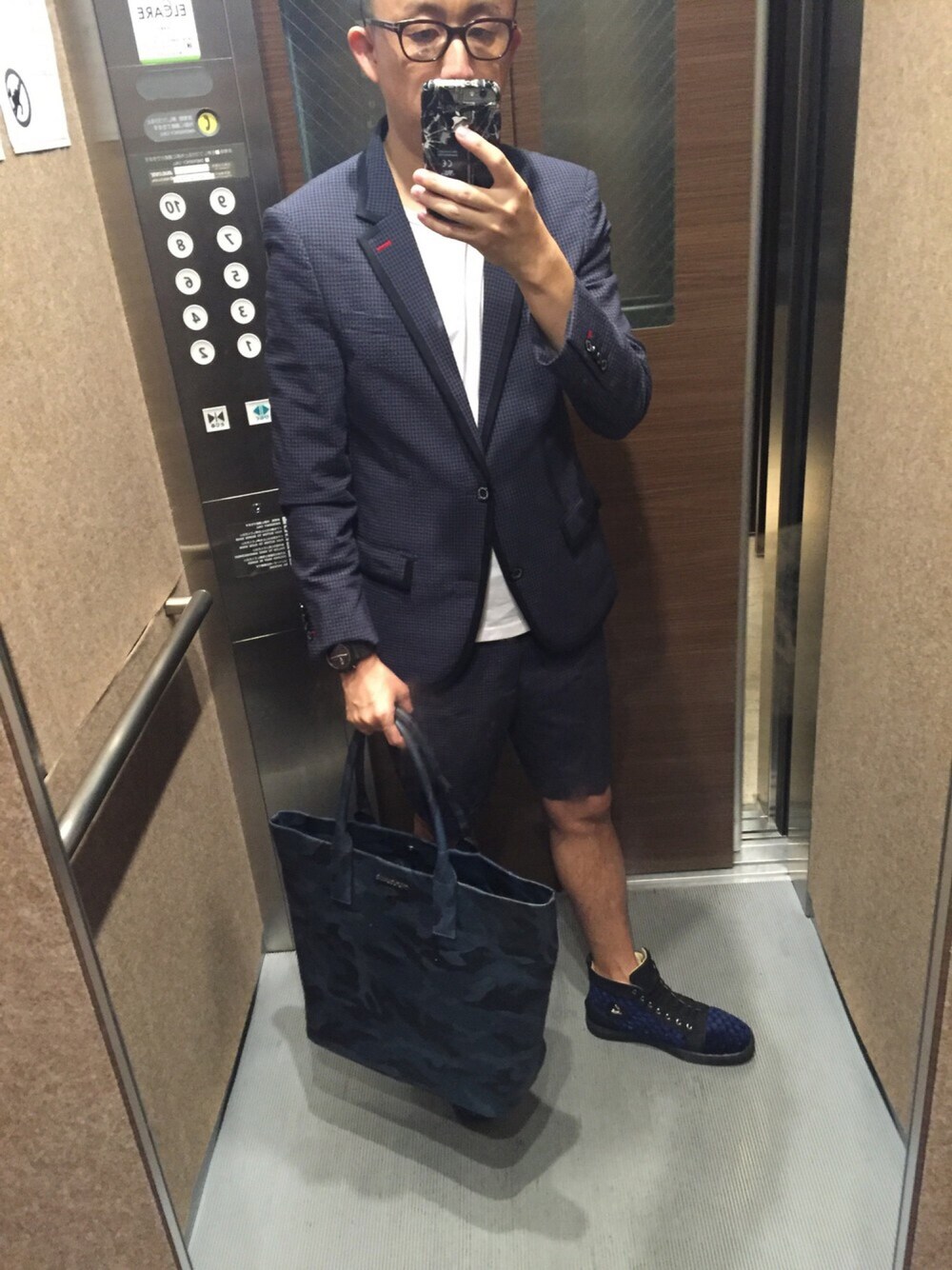 XXX-Tomo Cruiseさんの（LOVELESS）を使ったコーディネートの1枚目の写真