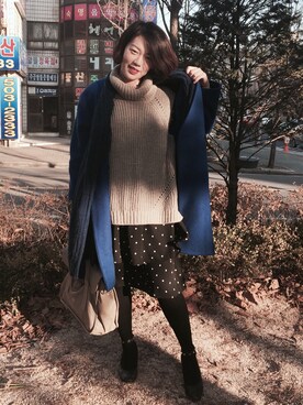 「blue」｜「アイテム（ノーカラージャケット）」を使った、DORIDORINOLITERさん（レディース・160cm）の冬コーディネート