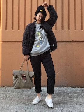 「sweatshirt」｜「アイテム（帽子）」を使った、DORIDORINOLITERさん（レディース・160cm）の冬コーディネート