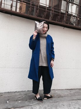 「blue」｜「アイテム（ボディバッグ/ウエストポーチ）」を使った、DORIDORINOLITERさん（レディース・160cm）の冬コーディネート