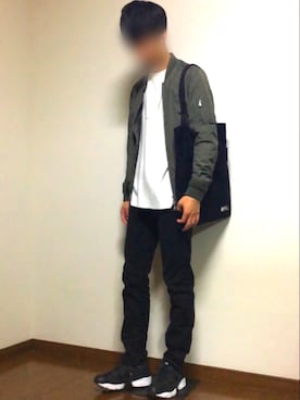 「アイテム（MA-1）」を使った、u.さん（メンズ・177cm・20代）の秋コーディネート