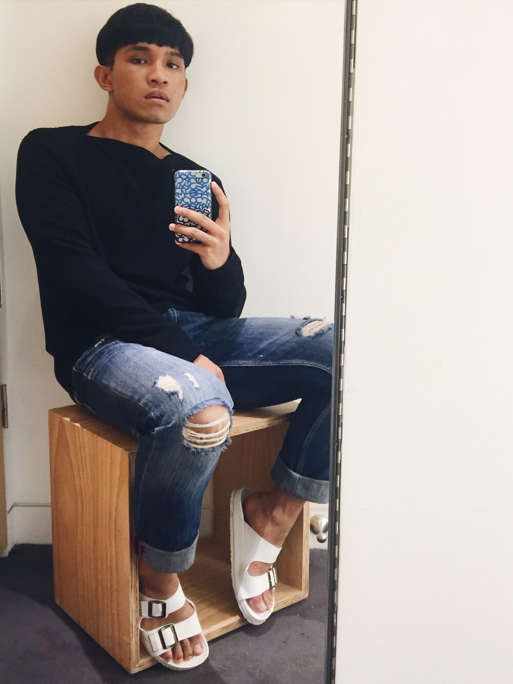 「ootdsg、ootd、ZaloraxWear、ZALORAxWEARstylesquad、Zalora、zalorasg、COS、MARC BY MARC JACOBS、ZARA、WEARBOOKエントリー」｜「COSのアイテム（スウェット、ブラック系）」を使った、Fauzi Jafferiさん（メンズ・168cm）の夏コーディネートの1枚目の写真