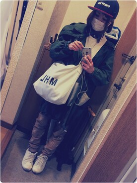 「sneeuw（スニュウ）のアイテム（パンツ）」を使った、äpさん（レディース・151cm）の冬コーディネート