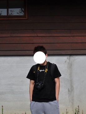 「agnes b.（アニエスベー）のアイテム（Tシャツ/カットソー、ブラック系）」を使った、izumii さん（メンズ）の冬コーディネート