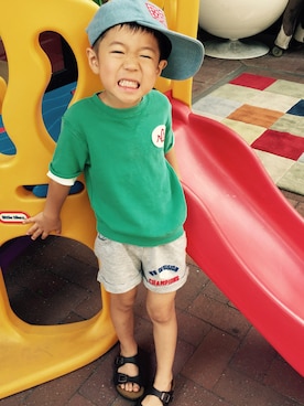 「RCWB KIDS（アールシーダブリュービーキッズ）のアイテム（キャップ）」を使った、toki_610さん（キッズ・110cm）の夏コーディネート