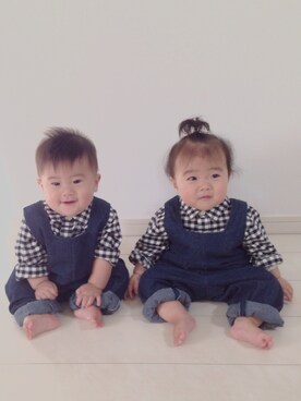 「お揃い」｜「アイテム（サロペット/オーバーオール）」を使った、tⅲ♥︎brothersさん（キッズ・60cm）の秋コーディネート