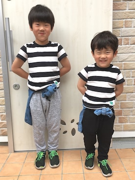 「アイテム（その他、ブラック系）」を使った、tⅲ♥︎brothersさん（キッズ・110cm）の春コーディネート