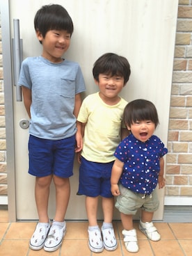 「三兄弟」｜「アイテム（その他）」を使った、tⅲ♥︎brothersさん（キッズ・110cm）の春コーディネート