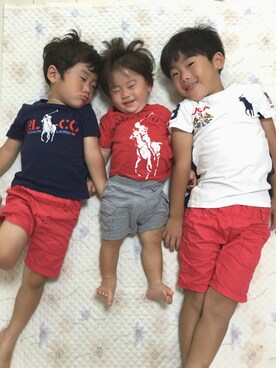 「三兄弟」｜「アイテム（その他）」を使った、tⅲ♥︎brothersさん（キッズ・110cm）の夏コーディネート