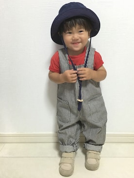 「赤Tシャツ」｜「アイテム（オールインワン・サロペット）」を使った、tⅲ♥︎brothersさん（キッズ・70cm）の夏コーディネート