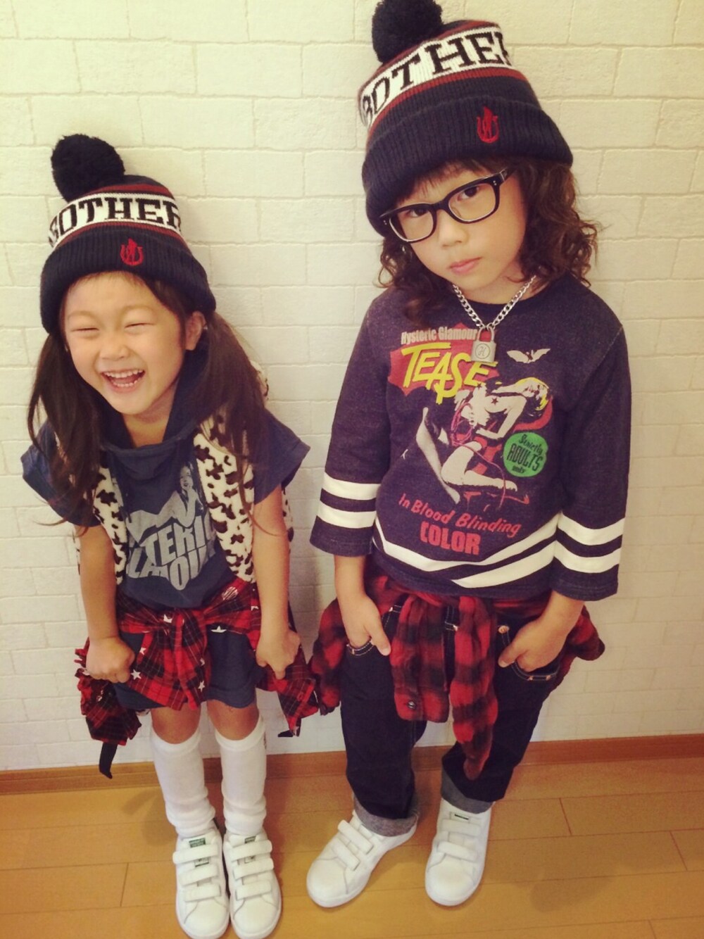 いろぴぴぴ│JOEY HYSTERIC Sweatshirt Looks - WEAR 