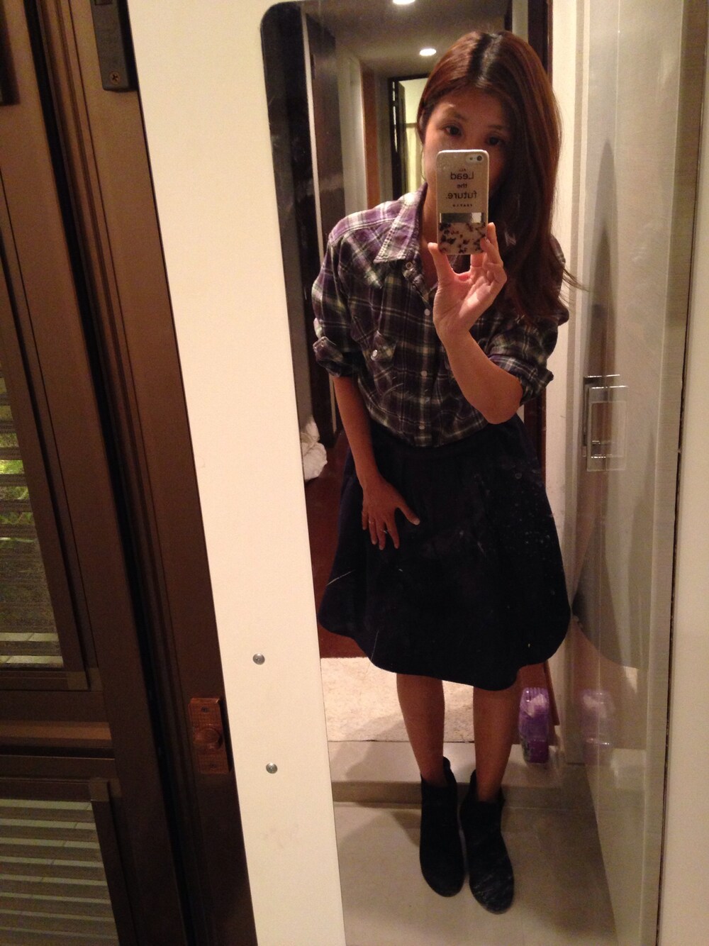 その他のシャツ/ブラウス、その他のスカートを着用したレディースの秋コーディネートの1枚目の写真