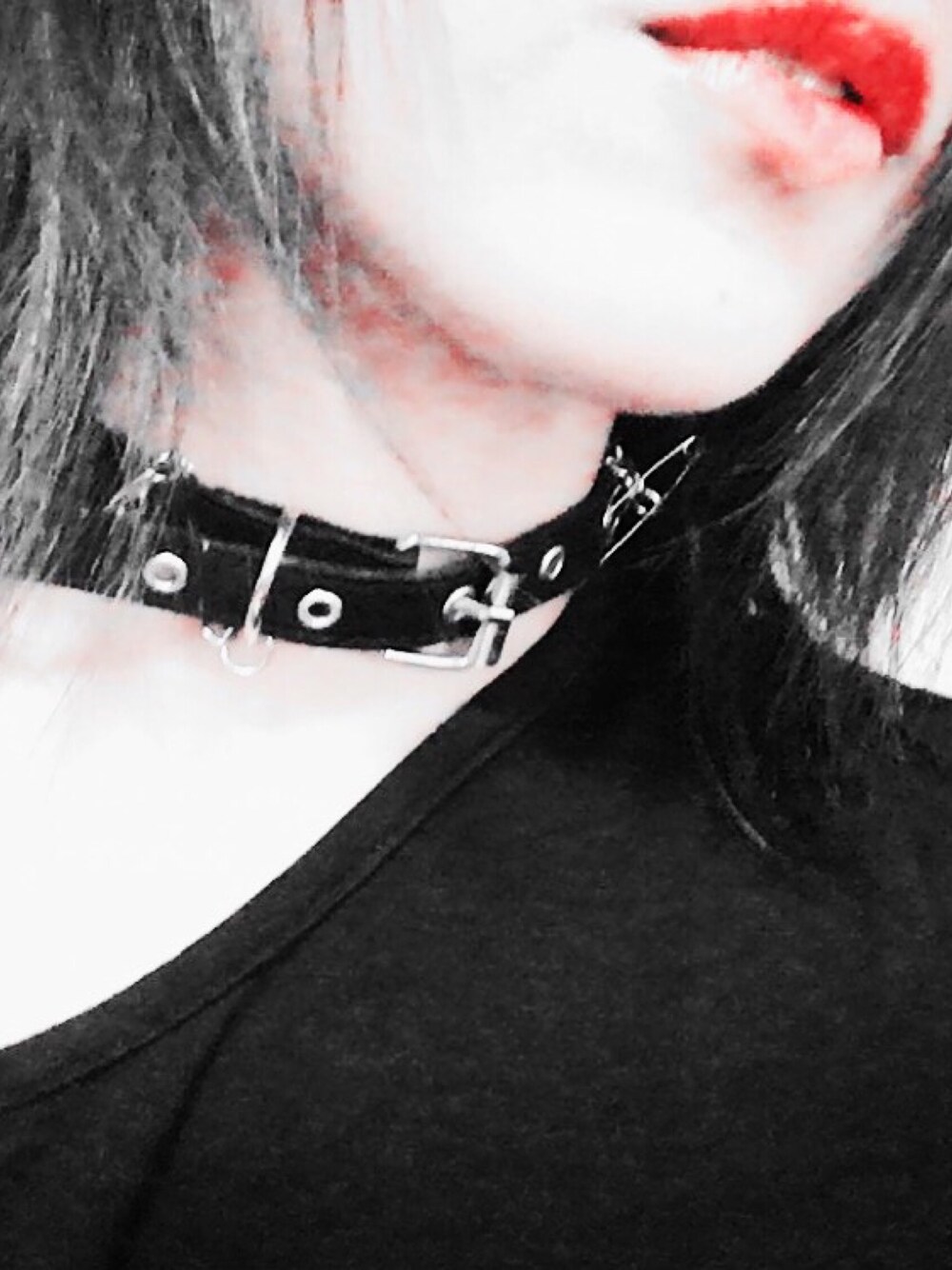 「choker、エモ、黒、ゴシック、夏、necklace」｜「claire'sのアイテム（ネックレス、ブラック系）」を使った、HANオミさん（レディース・151cm）の夏コーディネートの1枚目の写真