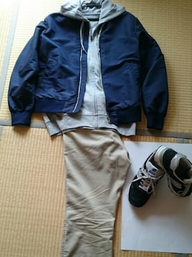 「ADAM ET ROPE'（アダムエロペ）のアイテム（MA-1）」を使った、真田丸のプーさんさん（メンズ・170cm）の春コーディネート