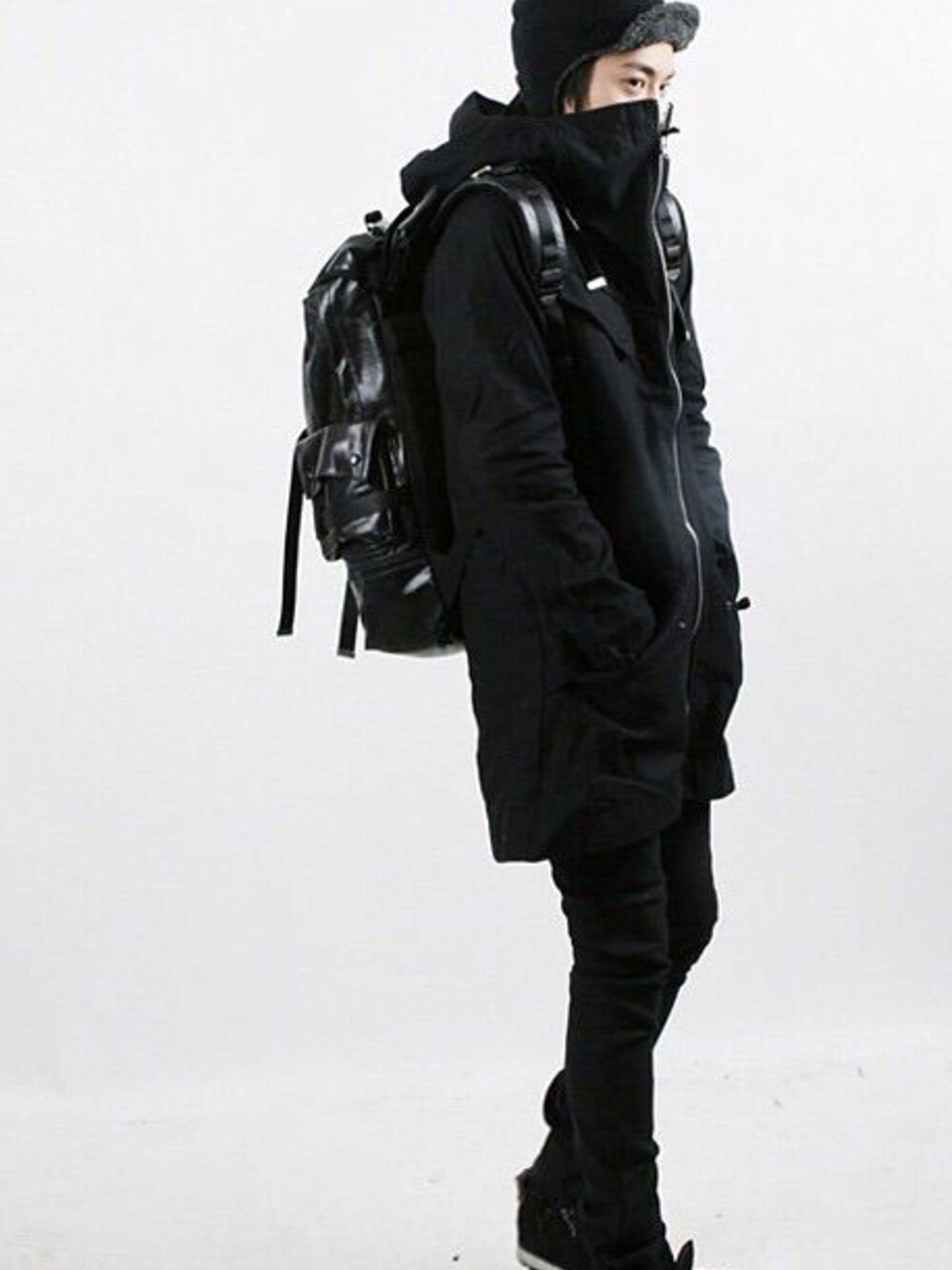 その他のスタジャンを着用したメンズの春コーディネートの1枚目の写真