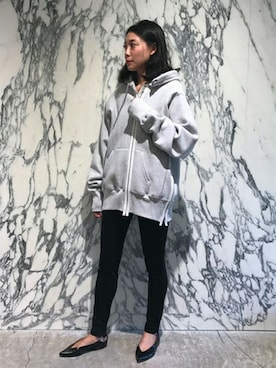「ASTRAET（アストラット）のアイテム（その他シューズ）」を使った、mizuguchi ayaeさん（レディース・168cm）の秋コーディネート