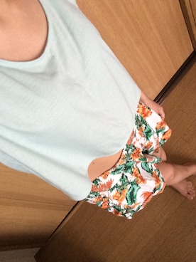 「GRL（グレイル）のアイテム（Tシャツ/カットソー、グリーン系）」を使った、mafuiさん（レディース・155cm）の夏コーディネート