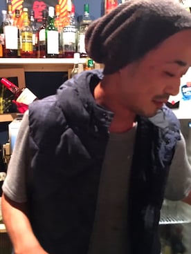 「撮影」｜「アイテム（ニットキャップ/ビーニー）」を使った、hachizo hinoさん（メンズ・181cm）の春コーディネート