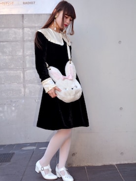 「Katie（ケイティ）のアイテム（シューズ）」を使った、miwaさん（レディース・159cm）の冬コーディネート