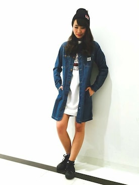 「BEN DAVIS（ベンデイビス）のアイテム（ニットキャップ/ビーニー）」を使った、Right-on 店舗スタッフさん（レディース・163cm）の春コーディネート