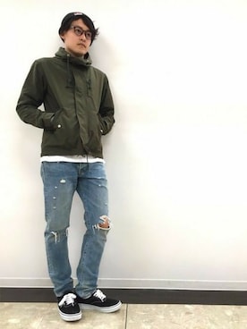 「BEN DAVIS（ベンデイビス）のアイテム（帽子）」を使った、Right-on 店舗スタッフさん（メンズ・177cm）の春コーディネート