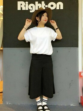 「Right-on（ライトオン）のアイテム（帽子）」を使った、Right-on 店舗スタッフさん（レディース・155cm）の春コーディネート