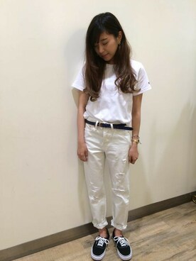 「Champion（チャンピオン）のアイテム（Tシャツ/カットソー）」を使った、Right-on 店舗スタッフさん（レディース・155cm）の夏コーディネート