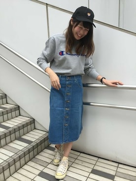 「Lee（リー）のアイテム（スカート）」を使った、Right-on 店舗スタッフさん（レディース・161cm）の秋コーディネート