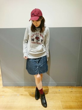 「BEN DAVIS（ベンデイビス）のアイテム（キャップ）」を使った、Right-on 店舗スタッフさん（レディース・160cm）の秋コーディネート