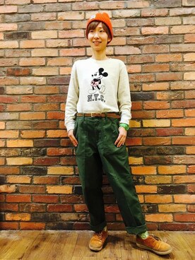 「BEN DAVIS（ベンデイビス）のアイテム（パンツ）」を使った、Right-on 店舗スタッフさん（レディース・160cm）の秋コーディネート