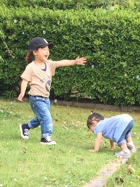 「SMELLY（スメリー）のアイテム」を使った、yuunaさん（キッズ・100cm）の春コーディネート