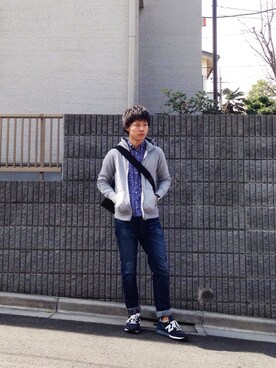 「BLUE WORK（ブルーワーク）のアイテム（トップス）」を使った、ひかるさん（メンズ・166cm）の春コーディネート