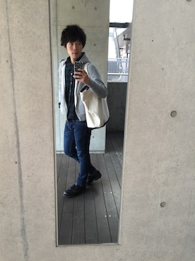 「BLUE WORK（ブルーワーク）のアイテム（トップス）」を使った、ひかるさん（メンズ・166cm・20代）の春コーディネート