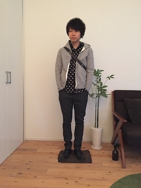 「BLUE WORK（ブルーワーク）のアイテム（トップス）」を使った、ひかるさん（メンズ・166cm・20代）の春コーディネート