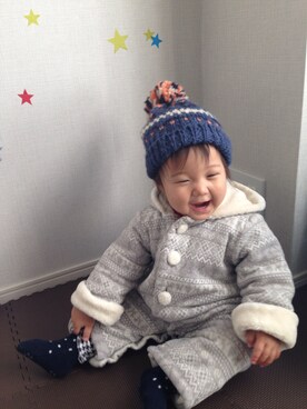 「ZARA（ザラ）のアイテム（ニットキャップ/ビーニー、ブルー系）」を使った、yamaDaさん（レディース・80cm）の冬コーディネート