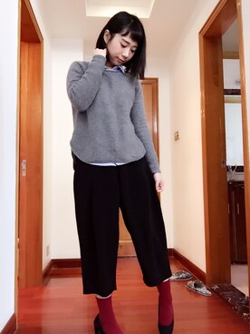 「GAP（ギャップ）のアイテム（ニット/セーター、グレー系）」を使った、YamamotoLamさん（レディース・159cm）の冬コーディネート