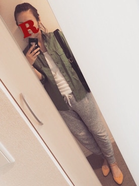 「Marc by Marc Jacobs（マークバイマークジェイコブス）のアイテム（バックパック/リュック、ブラック系）」を使った、れいこさん（レディース）の春コーディネート