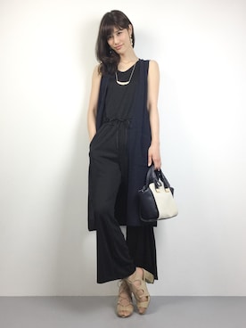 「ロングジレ」｜「アイテム（つなぎ/オールインワン）」を使った、ちゃら(永安いずみ)さん（レディース・173cm）の夏コーディネート