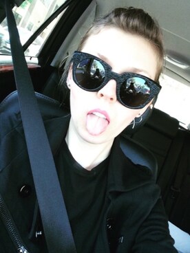 「DAMIR DOMA（ダミール・ドーマ）のアイテム」を使った、Luba Gnasevychさん（レディース・173cm）の夏コーディネート