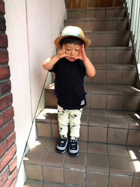 「Mini Rodini（ミニロディーニ）のアイテム（Tシャツ/カットソー、ブラック系）」を使った、maroさん（キッズ・110cm）の夏コーディネート