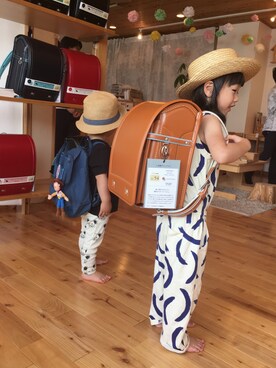 「土屋鞄（ツチヤカバン）のアイテム（バッグ、ブラウン系）」を使った、maroさん（キッズ・110cm）の夏コーディネート