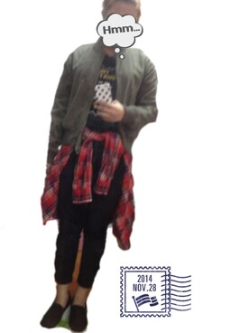 イ ハ ナ ツ キさんのコーディネート